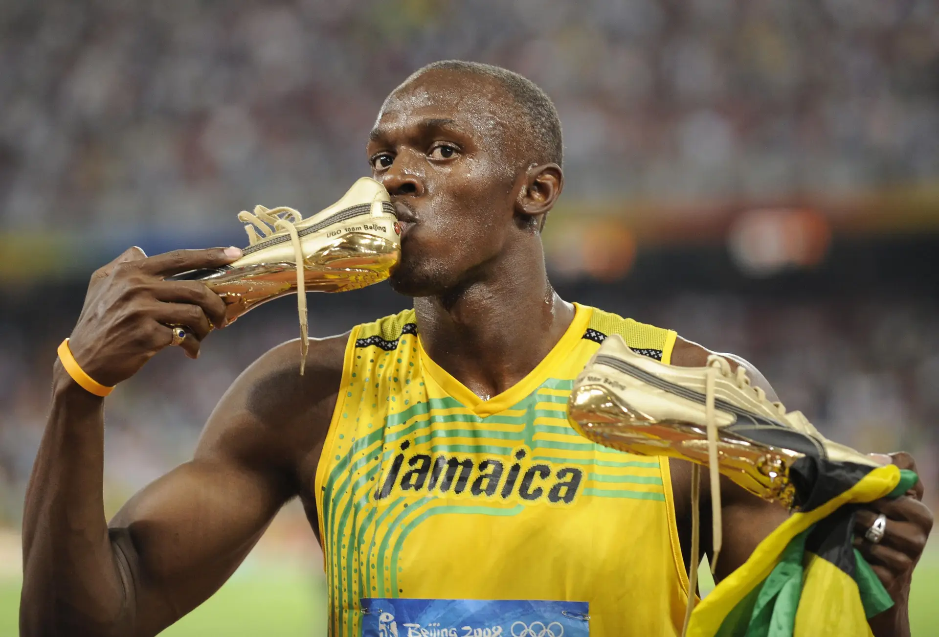 A apoteose de Bolt não foi o esperado, mas o adeus foi emocionante para todos