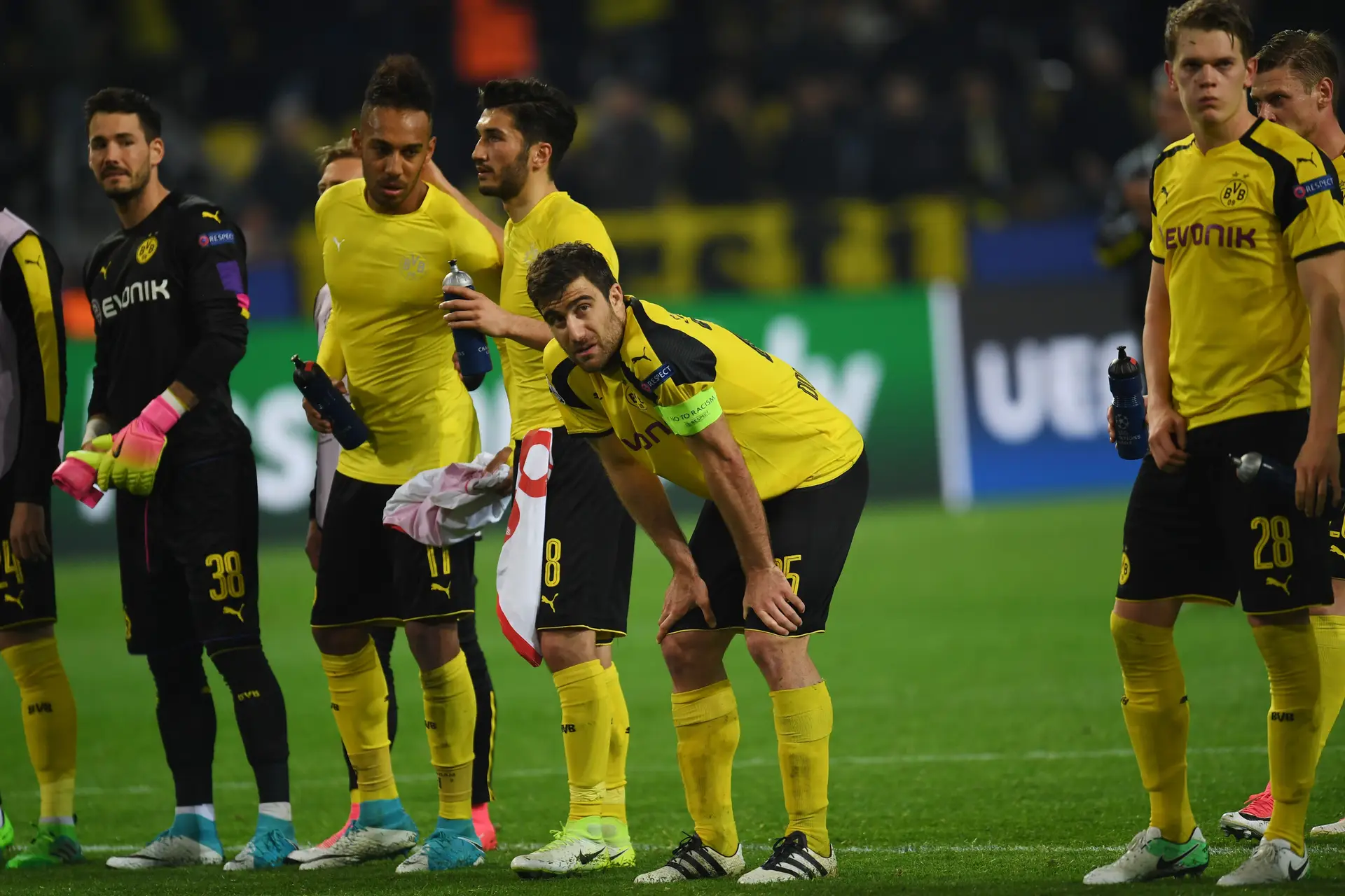 Dortmund admitiu abandonar a Champions após ataque contra autocarro