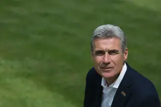 “Porquê isto? Há 10 dias pensava em futebol. Hoje penso na arriscada viagem ao supermercado, mais complexa do que o jogo contra o City”