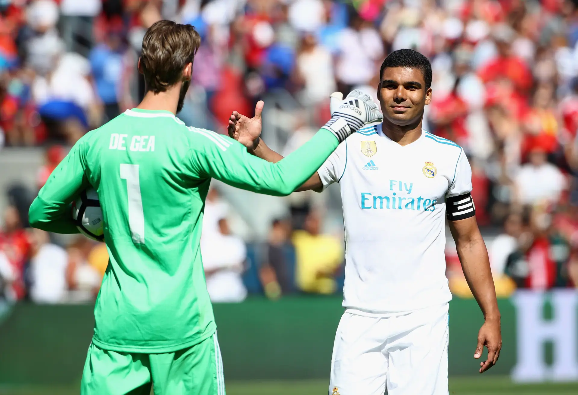 De Gea cumprimenta o colega Casemiro