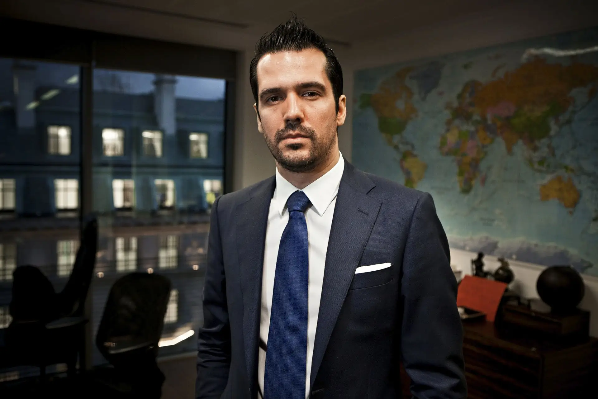 Secretismo. Nélio Lucas na única vez em que se deixou fotografar nos escritórios da Doyen Sports Investments, em Londres