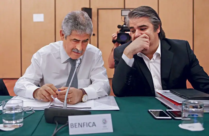 Luís Filipe Vieira e Paulo Gonçalves, presidente e assessor jurídico do Benfica, têm sido visados pela justiça