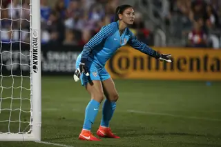 “Julgo que faz parte da minha personalidade superar coisas, aprender com elas e tornar-me mais forte, seja em termos pessoais ou profissionais. Para ser honesta, agradeço sempre essas dificuldades”, confessa Hope Solo, guarda-redes da seleção feminina de futebol dos EUA, duas vezes campeã Olímpica e campeã do Mundo