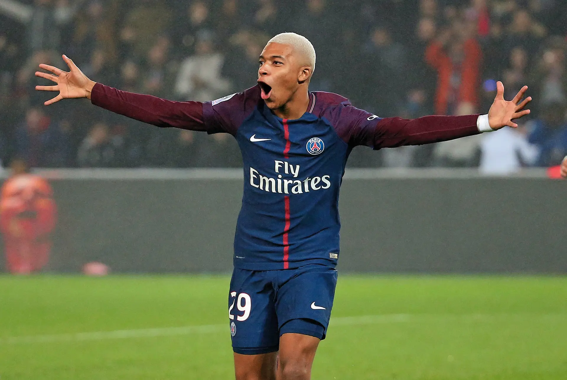 Kylian Mbappé  Fotografia de homens, Jogadores de futebol, Paris