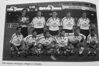 Pauleta (ao centro, em pé) com a equipa do Salamanca que subiu à I Divisão espanhola