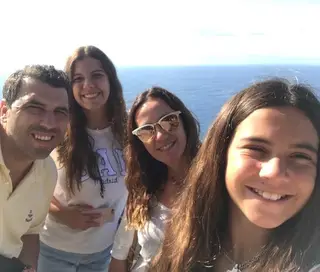 Bruno Basto com a mulher e as duas filhas de 15 e 12 anos