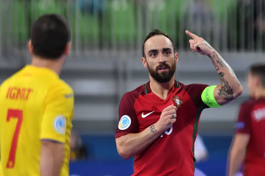 Futsal: Ricardinho, melhor jogador do mundo à conquista da França - Desporto