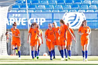 Abram alas para uma semana de futebol ao mais alto nível no Algarve (nos relvados e nas... cozinhas)