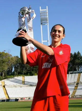 Carla Couto foi campeã nacional e conquistou a Taça de Portugal feminina ao serviço do 1º Dezembro, clube entretanto extinguiu a sua equipa feminina