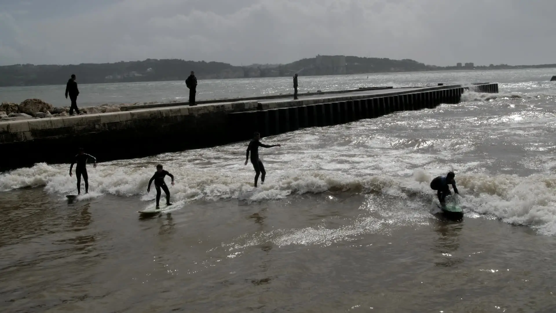 Filipe Jervis: o bom, o mau e o campeão de surf?