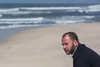 Cândido Costa chegou a casa em Ovar na sexta-feira 13 e não mais saiu: “Tenho dias em que estou confiante, outros que estou borrado de medo”