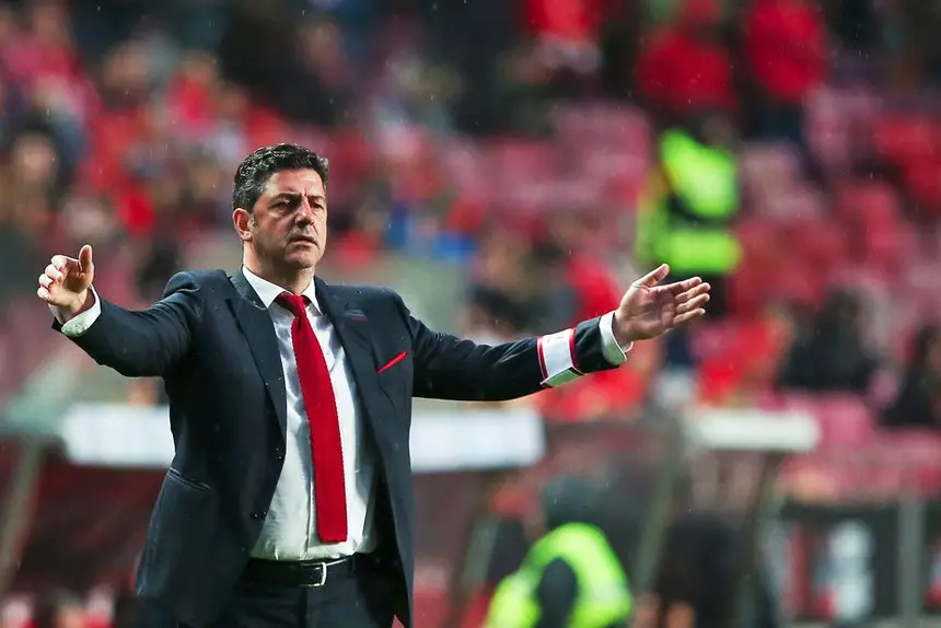 Grandes Jogos Rui Vitoria E Sergio Conceicao Desentenderam Se Ja Depois Do Apito Final Do Classico Tribuna Expresso