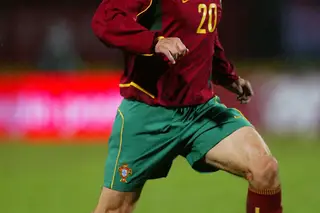 “O Jesus chateou-se por um jogador levar porrada e não cair. Depois, fez ele o exercício, atirou-se para o chão, gritou e disse: ‘é assim’”