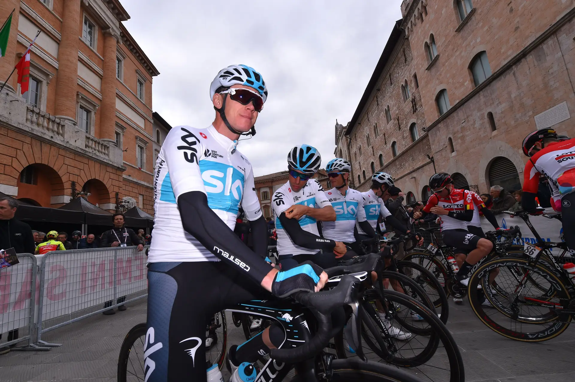 A nova vida de Chris Froome começa no Algarve