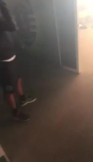 Agressores deixaram tochas e barras de ferro para trás. GNR montou cerco na estrada para deter suspeitos