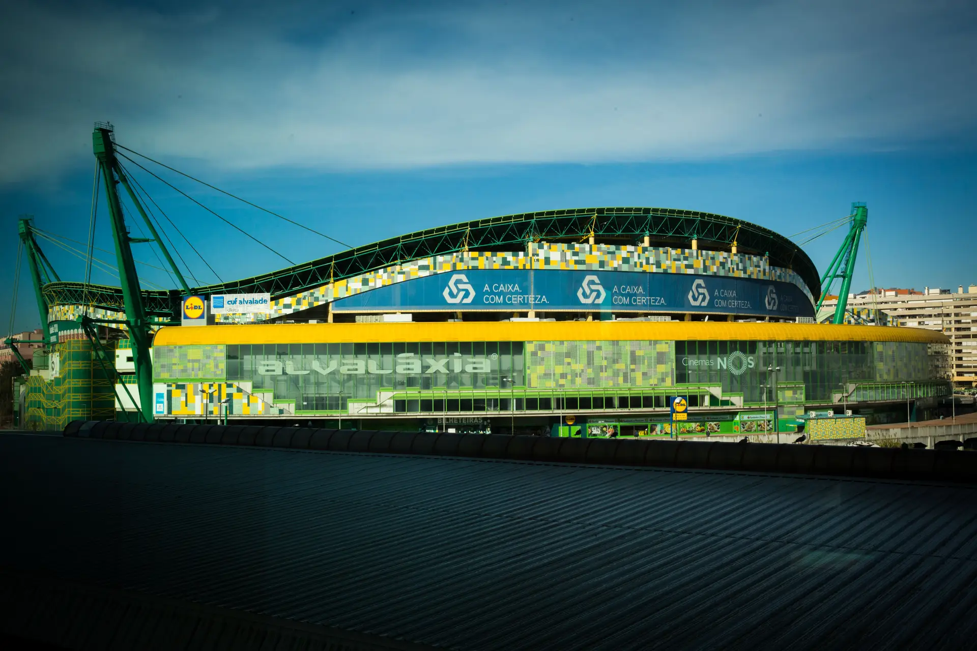 PJ faz buscas no Sporting