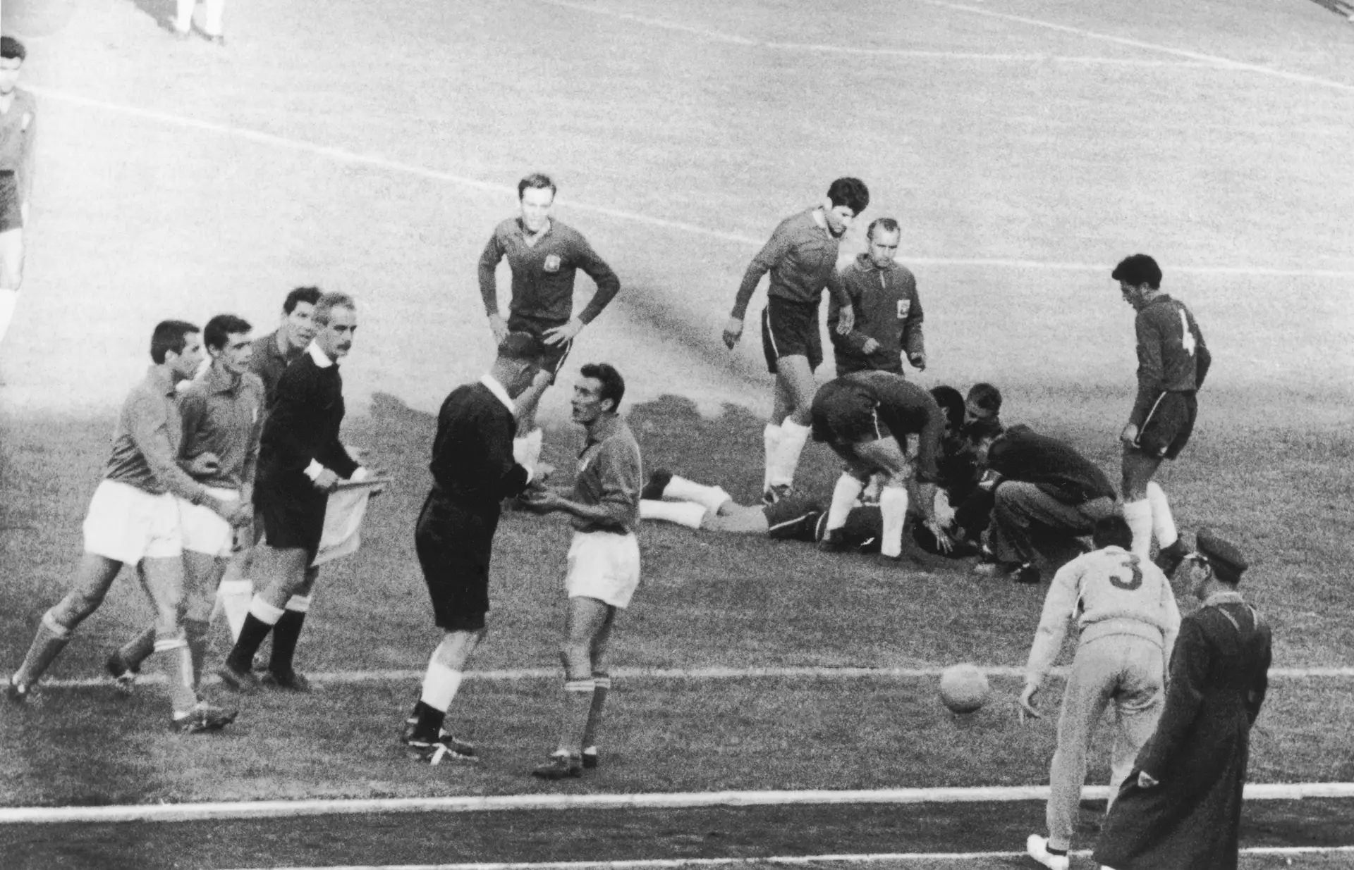 O italiano Mario David foi um de dois expulsos pelo árbitro Ken Aston no jogo entre os transalpinos e o Chile que marcou o Mundial de 1962 no país sul-americano
