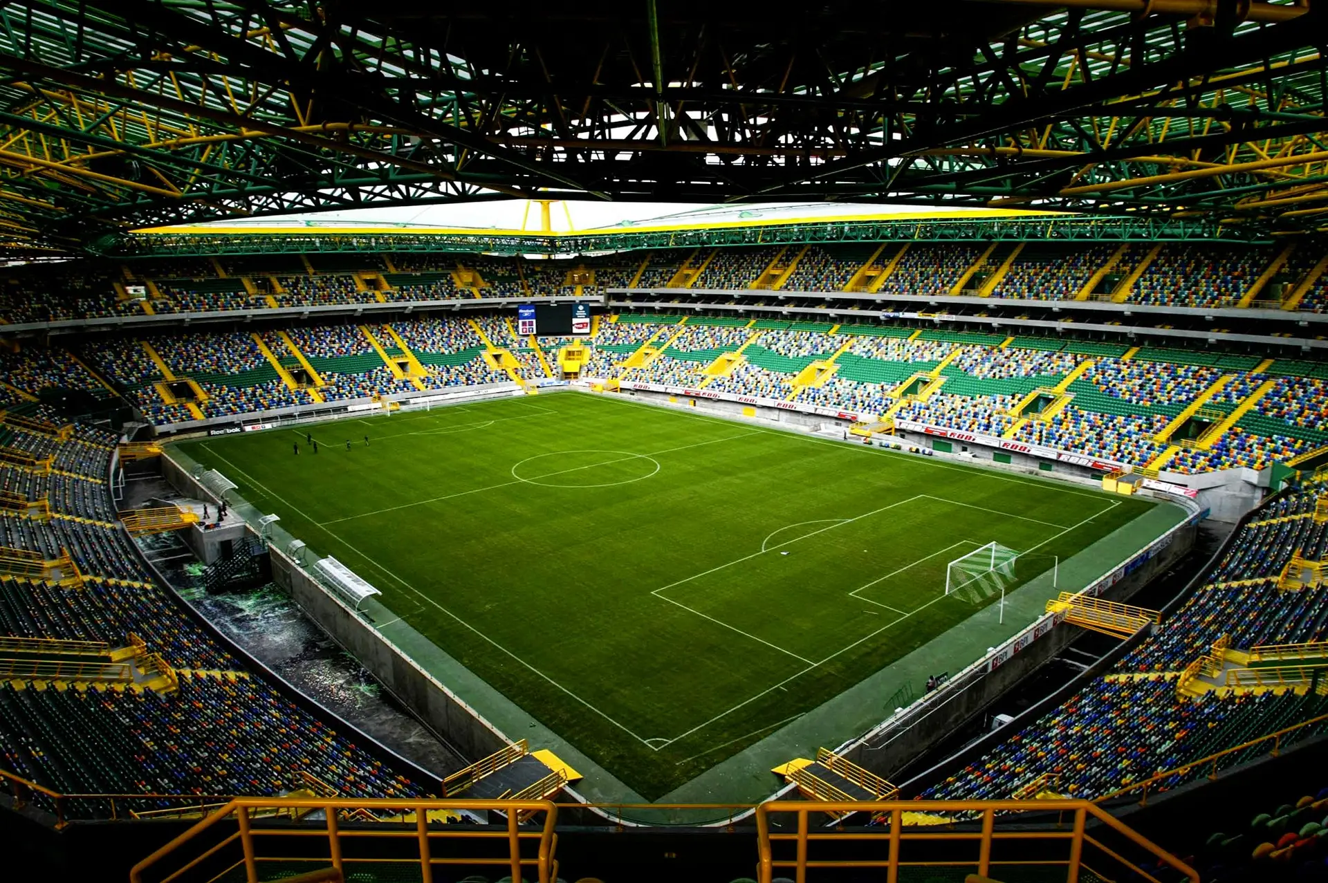 A Operação Cashball incide sobre dirigentes do Sporting e é investigada pela PJ e pelo DIAP do Porto há já alguns meses