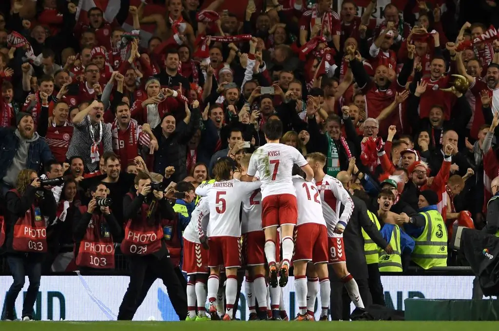 A Dinamarca eliminou a República da Irlanda no play-off de acesso ao Mundial