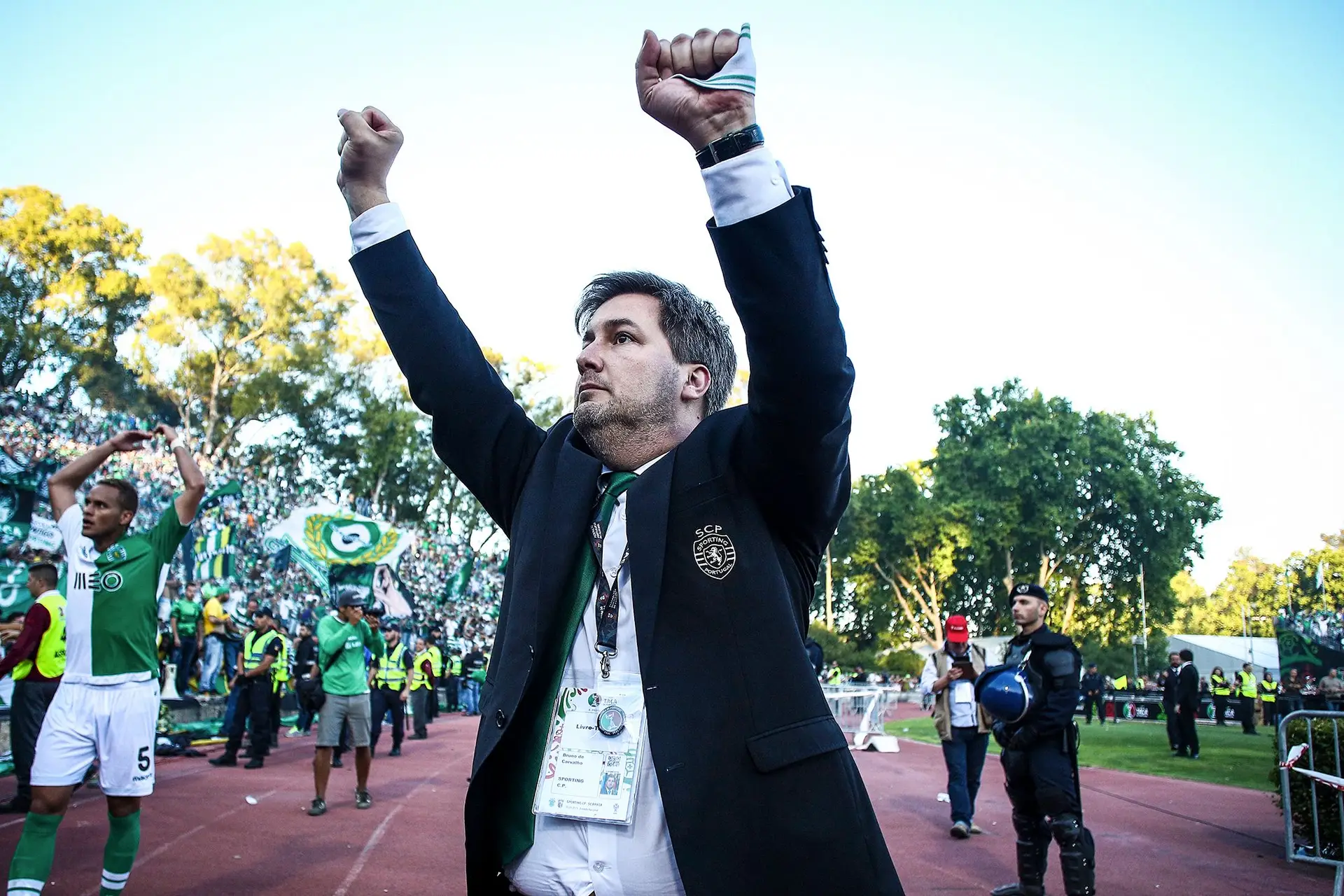 #sporting. Sonhei que o Bruno de Carvalho ainda ia ganhar isto