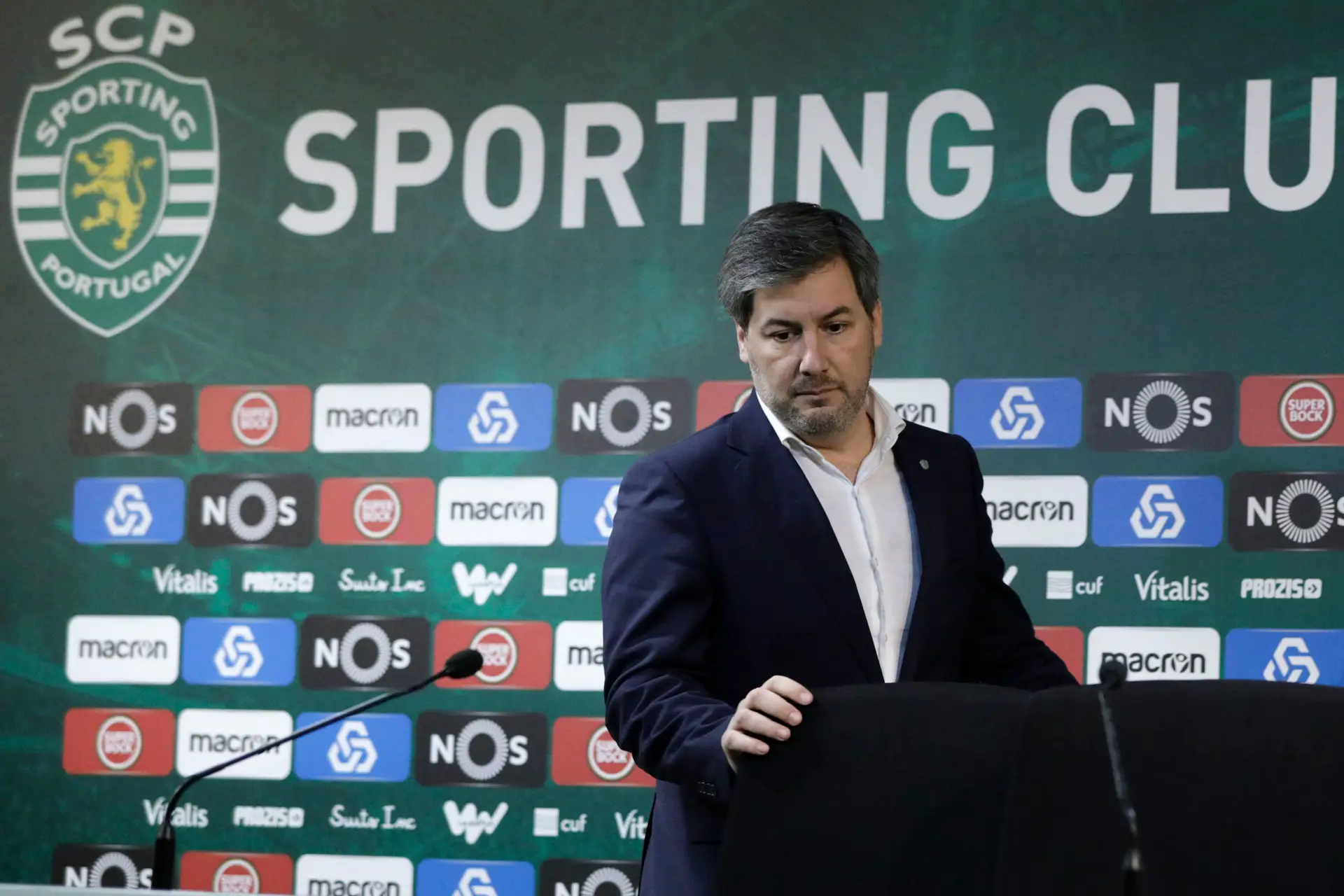 Bruno de Carvalho expulso de Alvalade. Comissão de Gestão já tranquilizou jogadores