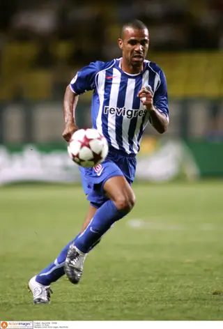 Costinha em ação pelo FCP