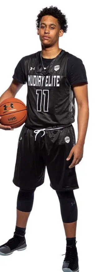 O filho de José Soares é jogador de basquetebol em Dallas