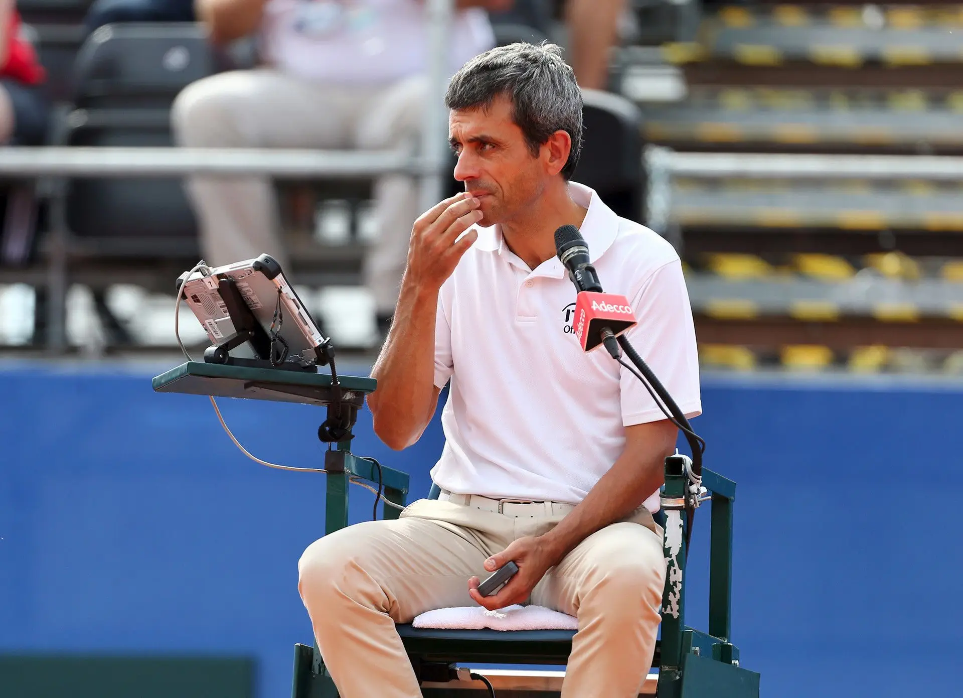 Carlos Ramos antes da partida desta tarde entre o croata Marin Cilic e o norte-americano Frances Tiafoe 