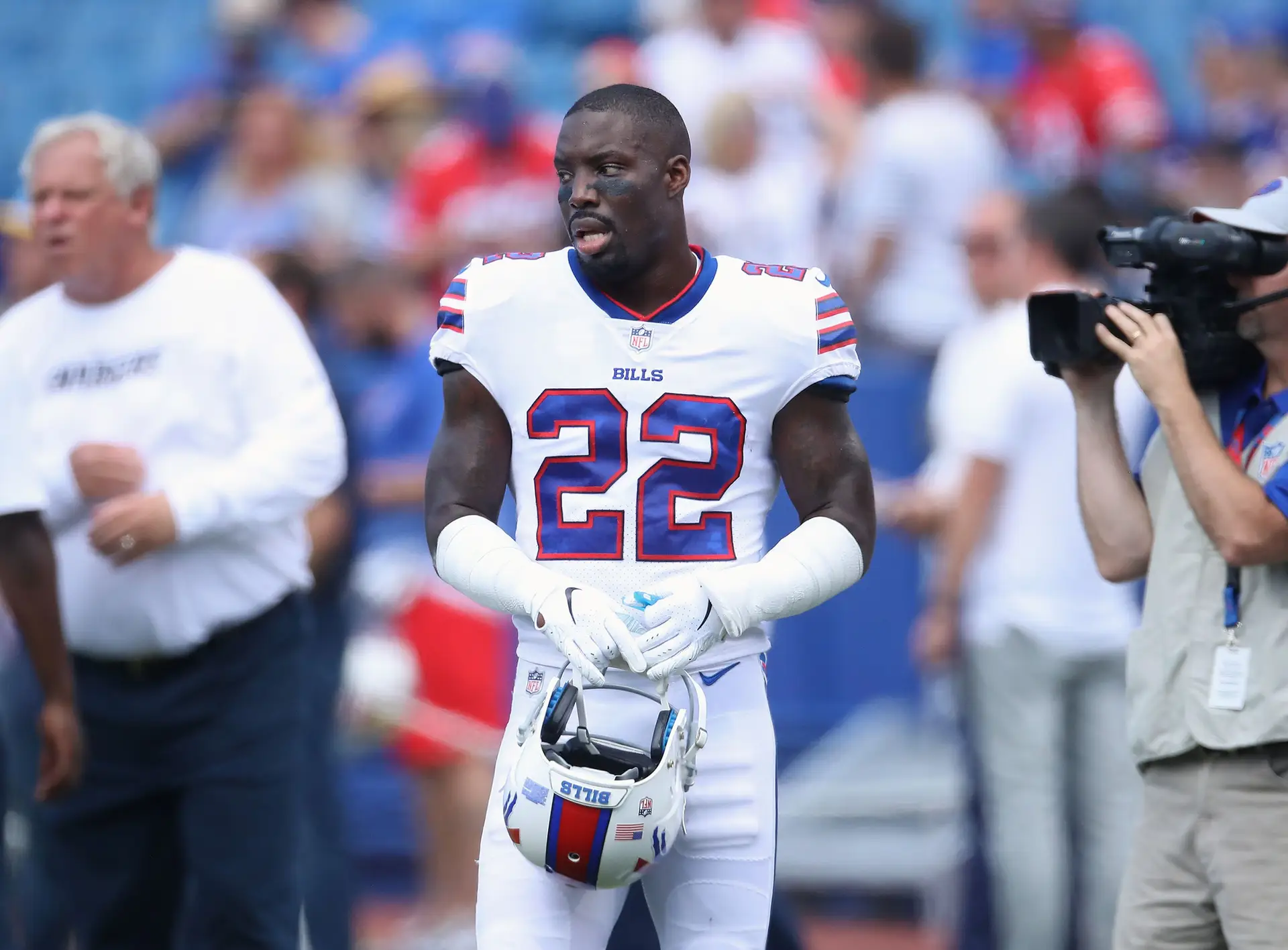 Vontae Davis despiu o equipamento, arrumou a trouxa e retirou-se. No intervalo de um jogo