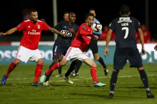 LANCES ENGRAÇADOS NO FUTEBOL 