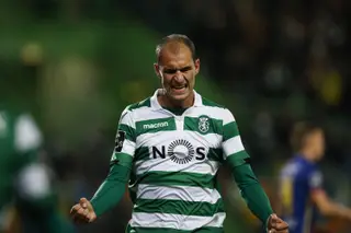 Foram mais de 70 golos. Agora, o Sporting tem de deixar sair para poupar. Outra vez