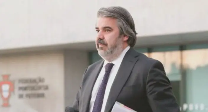 e-Toupeira: Júlio Loureiro nega acordo com Paulo Gonçalves, uma "das pessoas mais simpáticas e corteses" que conhece