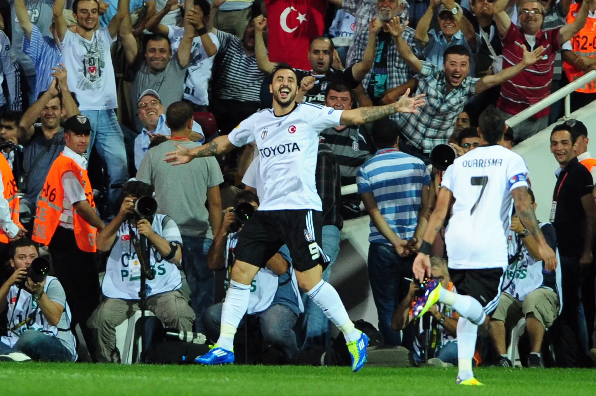 Hugo Almeida jogou no Besiktas entre 2010/11 e 2013/14