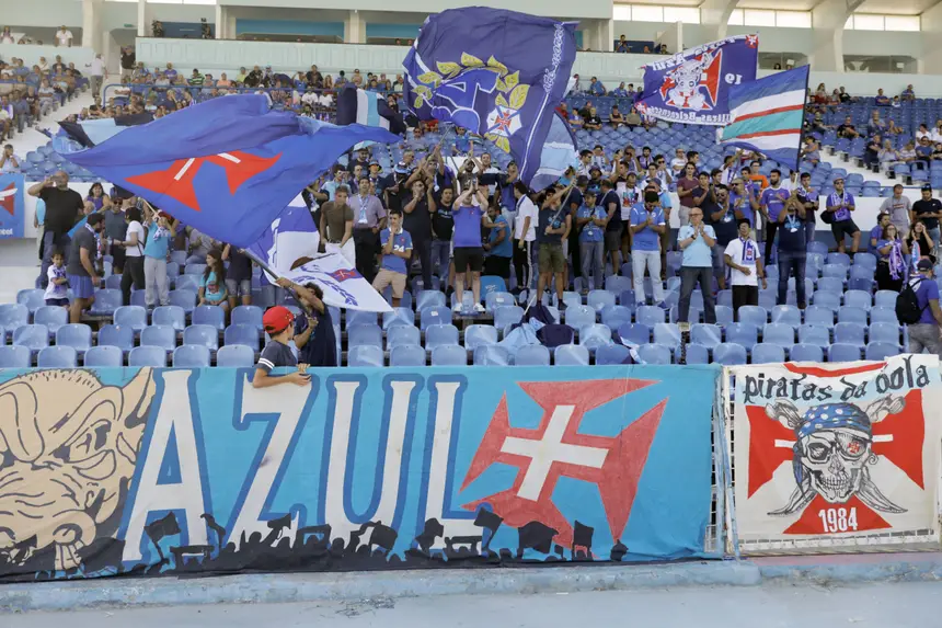 Tribuna Expresso Cruz De Cristo Proibida Belenenses Sad Impedido De Usar Simbolo