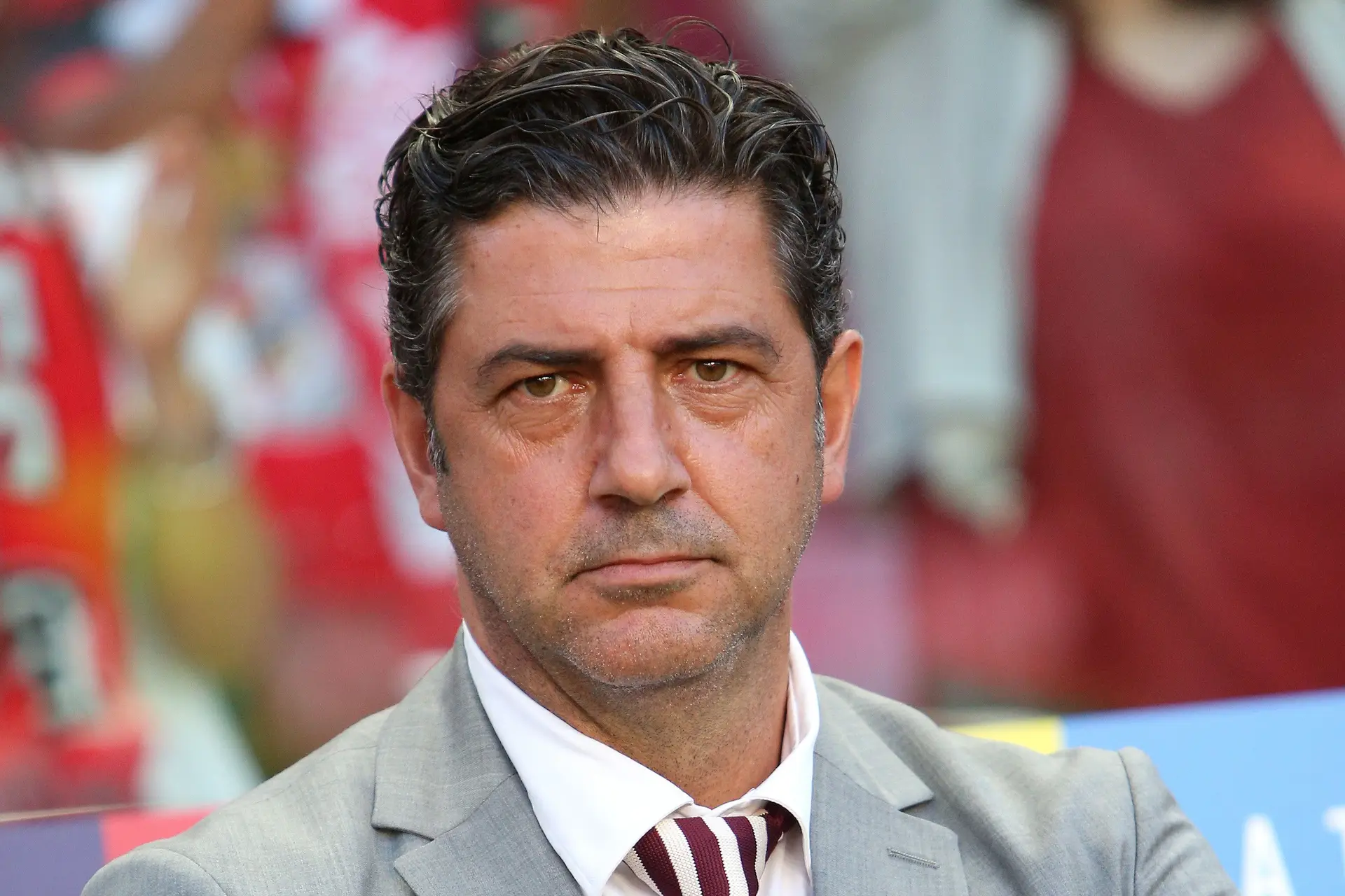 Nem poeta, nem selvagem, nem sentimental (Rui Vitória, por Um Azar do Kralj)