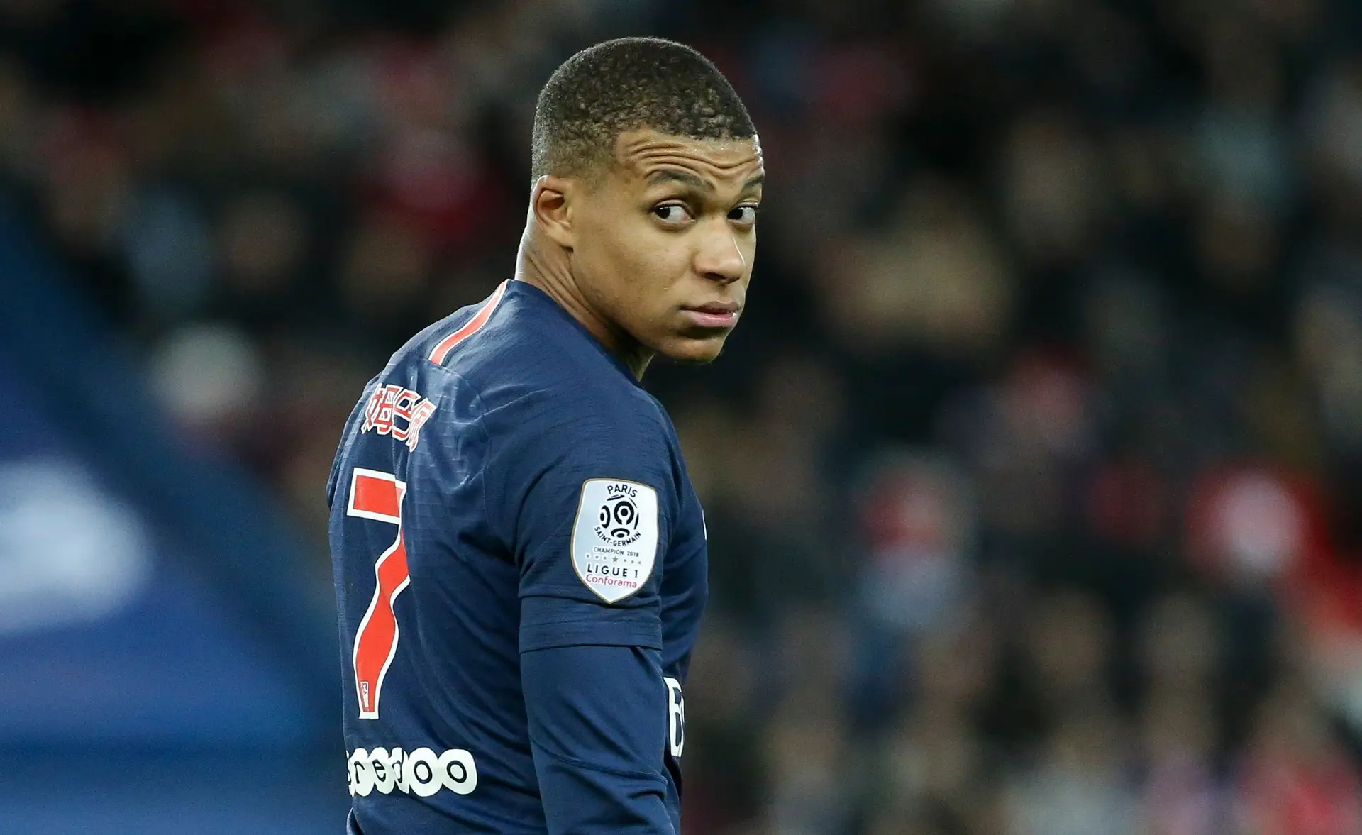 Mbappé mudou de ideias: imprensa francesa avança que o craque quer deixar o PSG em janeiro. E Luís Campos pode segui-lo