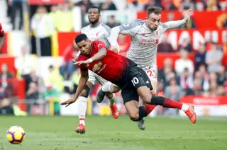 Manchester United reúne-se com o Facebook por causa de insultos racistas