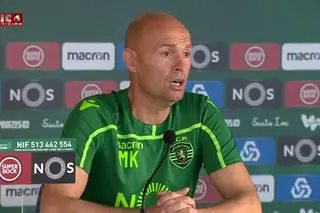 “É claro que confio no Bas, tenho confiança no Bas. E a equipa pensa apenas em futebol, os jogadores falam de futebol e amam futebol”