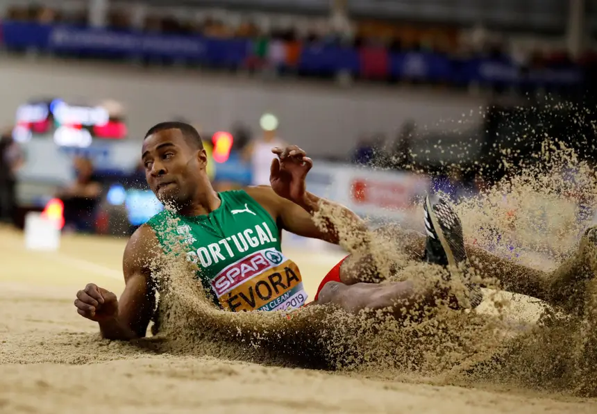 Tribuna Expresso | Federação de Atletismo sonha com Évora ...