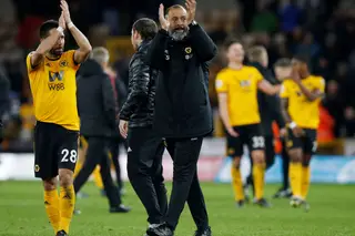 Já não há equipas portuguesas, mas vai haver um duelo português nos oitavos-de-final da Liga Europa