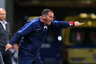 Confusão no Marítimo. Petit garante que tem contrato com clube insular e vai levar caso a tribunal