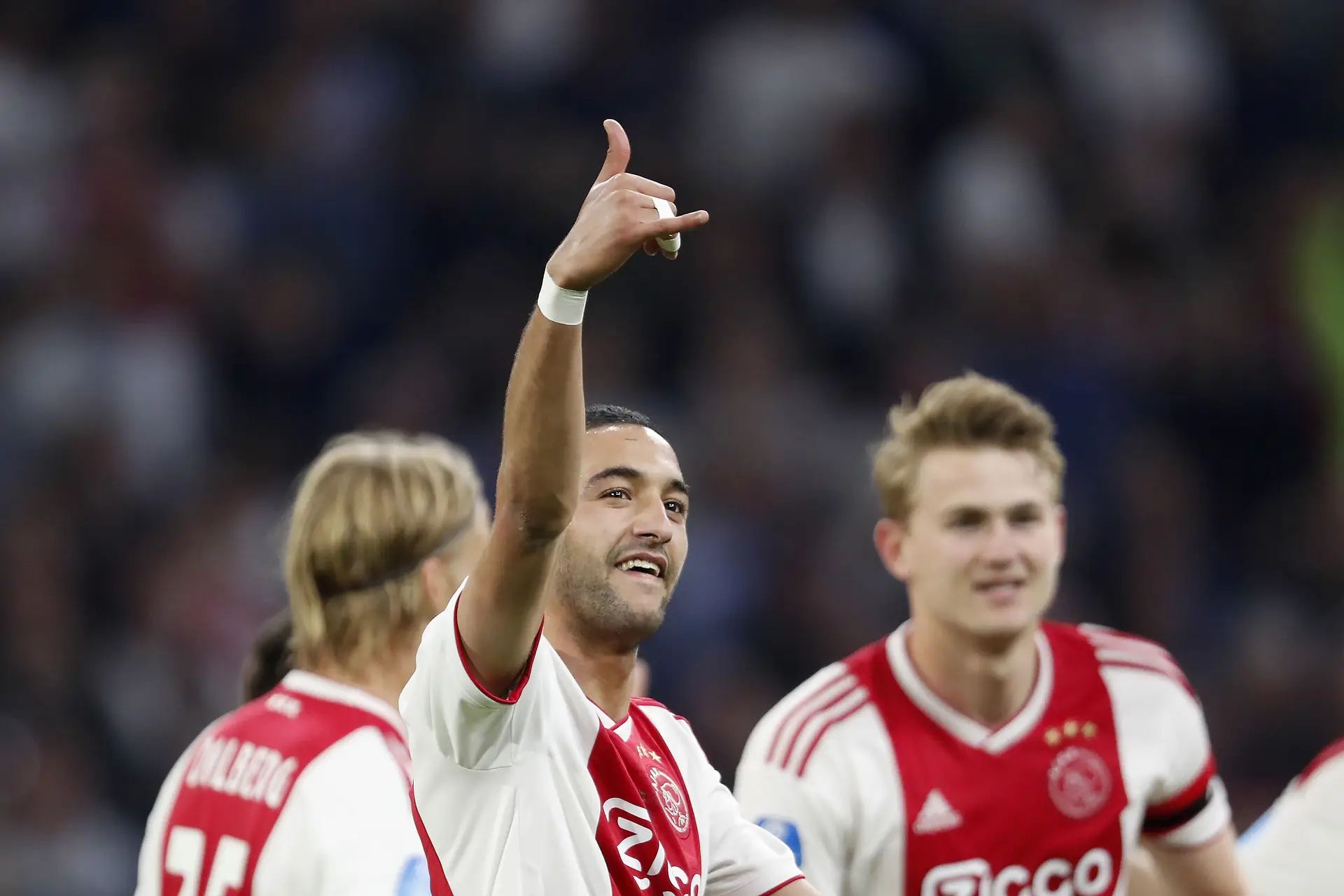 Nem as drogas e o álcool afastaram Hakim Ziyech dos relvados