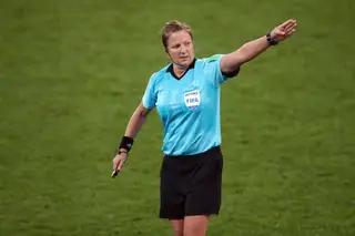 Carol Anne Chenard tem cancro. Está fora do Mundial