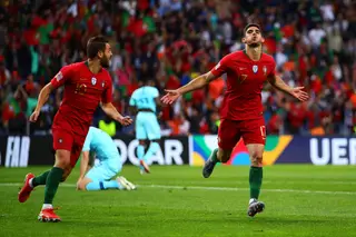 "Tinha milésimos de segundo para decidir, chutei, deu certo"