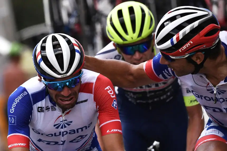 Tribuna Expresso | Thibaut Pinot abandona Tour em lágrimas