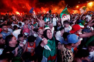 Argélia. O país onde os protestos nasceram nos estádios de futebol