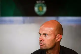 Keizer deixou de ser treinador do Sporting. Amigavelmente
