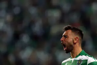 Bruno Fernandes abdicou de €5 milhões e avisou o plantel que Keizer se demitira por WhatsApp