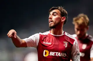 O caso do fora de jogo fantasma no Moreirense-Braga: se este erro tivesse acontecido no dérbi, a arbitragem voltaria a ser chamuscada