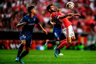 Veja o primeiro (auto)golo do Benfica-Gil Vicente